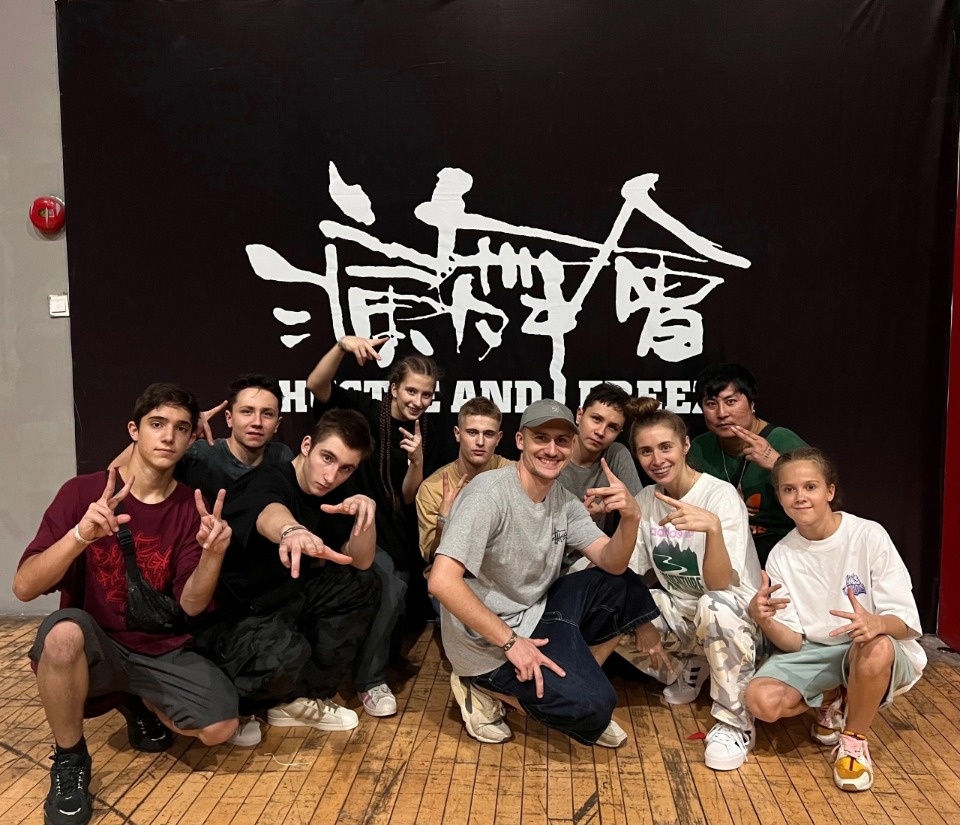 Команда псковского хип-хоп центра победила на оборочном фестивале в Китае