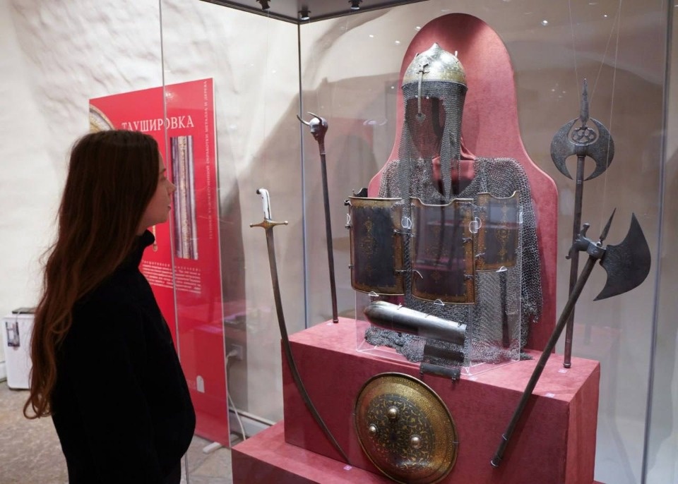 Выставка оружия из Владимиро-Суздальского и Псковского музеев открылась в Пскове 