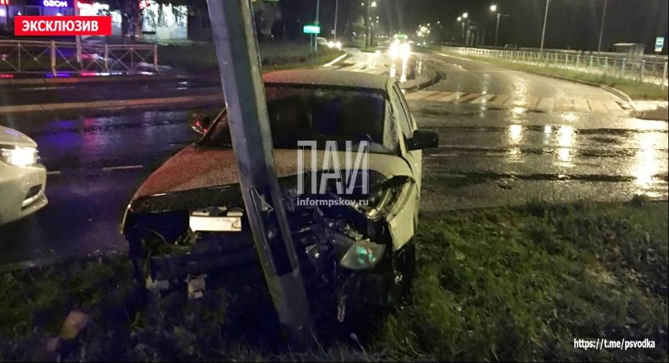 Один человек погиб в результате ДТП в Псковской области за неделю Один человек погиб в результате ДТП в Псковской области за неделю