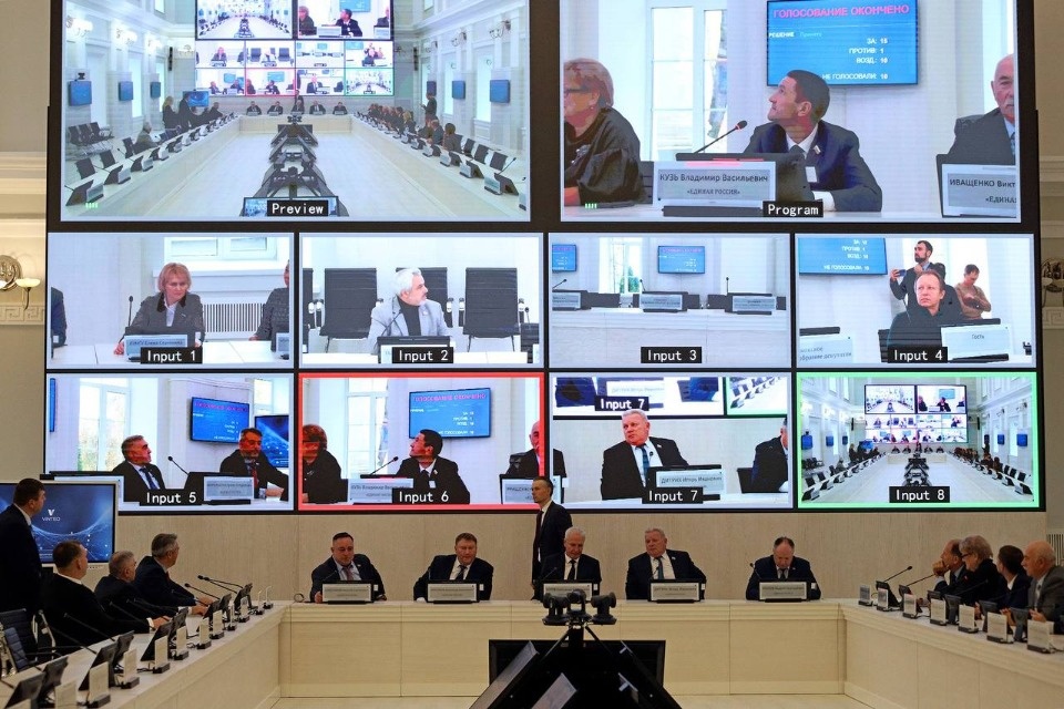 Под псковским флагом