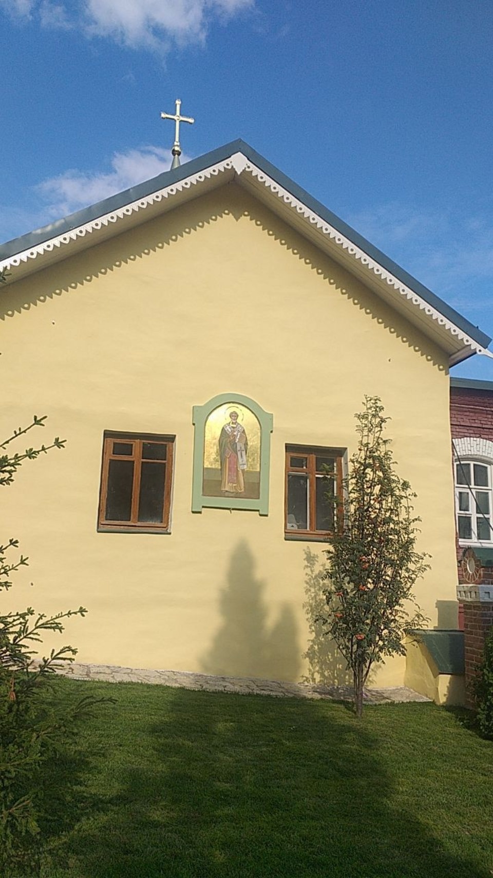 Настенную живопись отреставрируют в церкви Святого Лазаря в Печорах