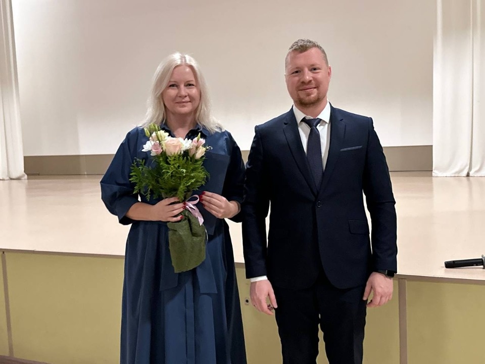 Учителю биологии из Пскова присвоили звание «Почетный работник сферы образования РФ»