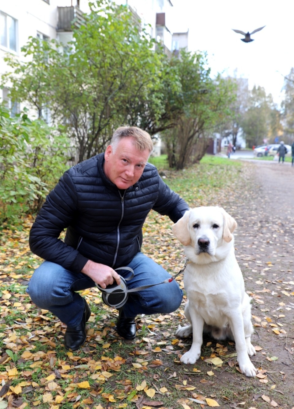 Гулявший с собакой полковник полиции в отставке задержал вора-рецидивиста в Пскове Гулявший с собакой полковник полиции в отставке задержал вора-рецидивиста в Пскове