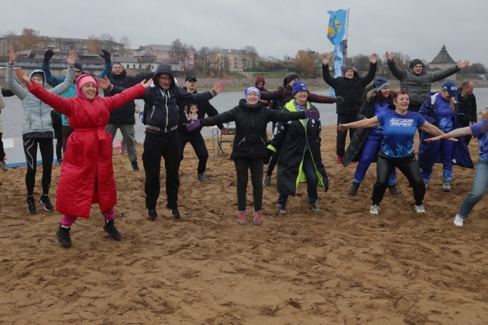  Горячие люди