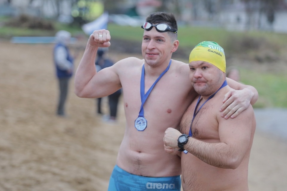  Горячие люди