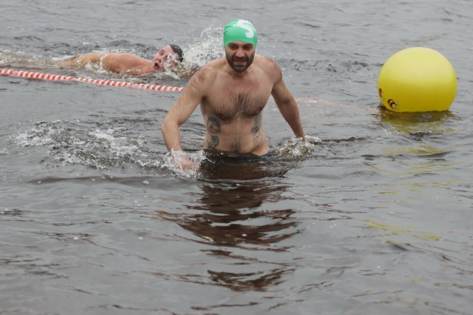  Горячие люди