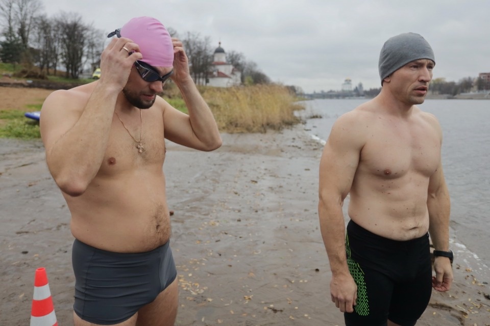  Горячие люди