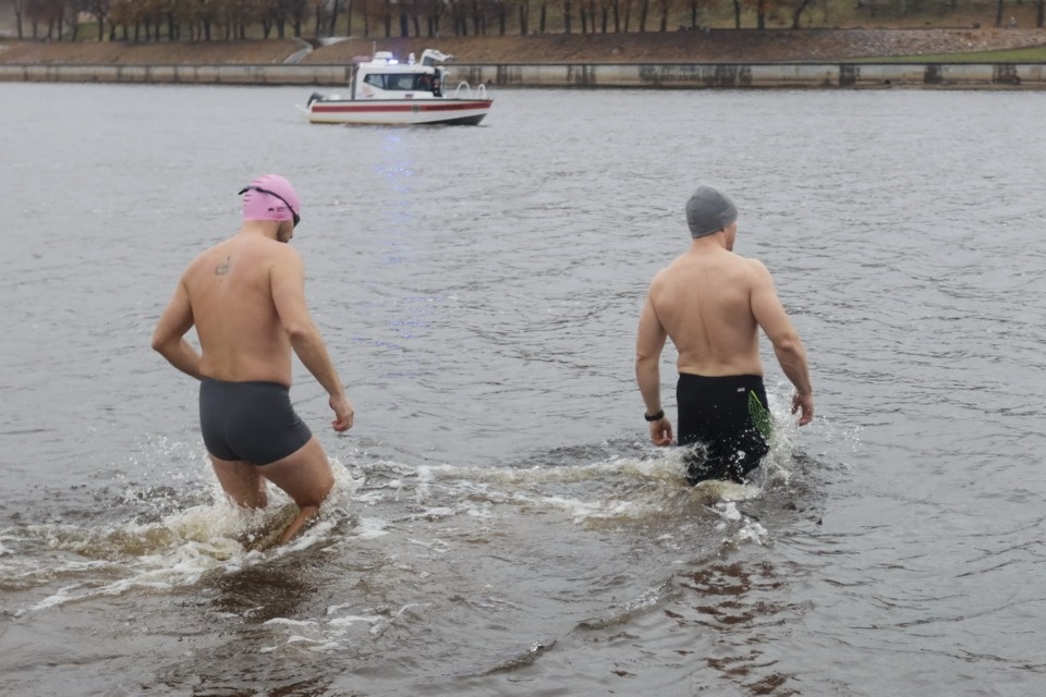  Горячие люди