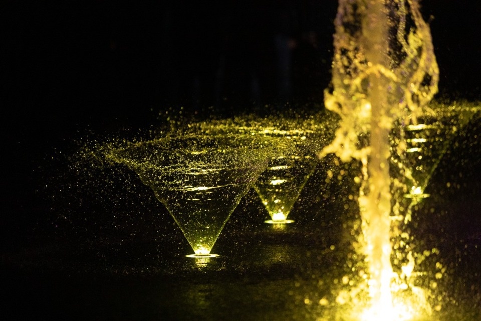 Новый фонтан на 4-х углах в Пскове имеет антивандальную форму 