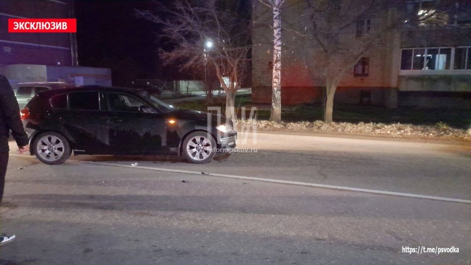 83-летняя пенсионерка попала под машину в Великих Луках