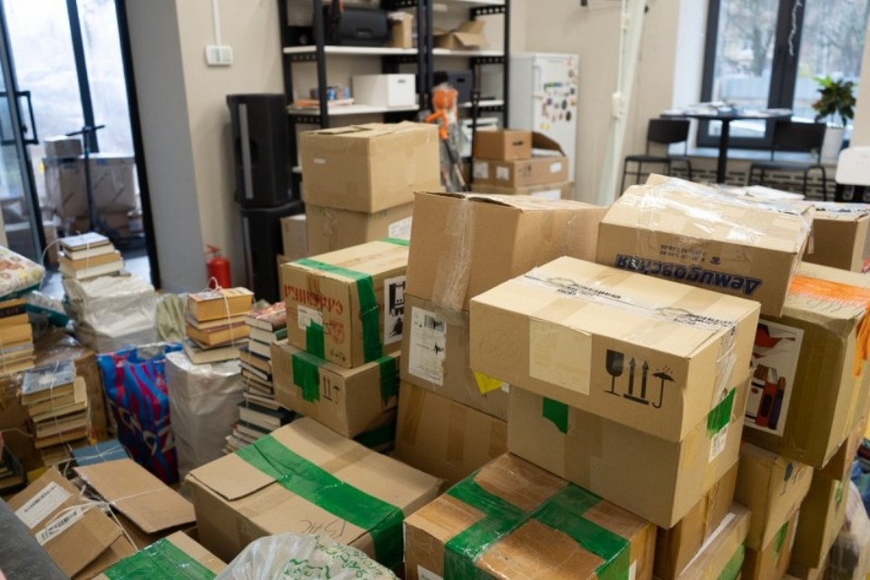 Очередную партию гуманитарной помощи из Пскова доставили в Херсонскую область Очередную партию гуманитарной помощи из Пскова доставили в Херсонскую область