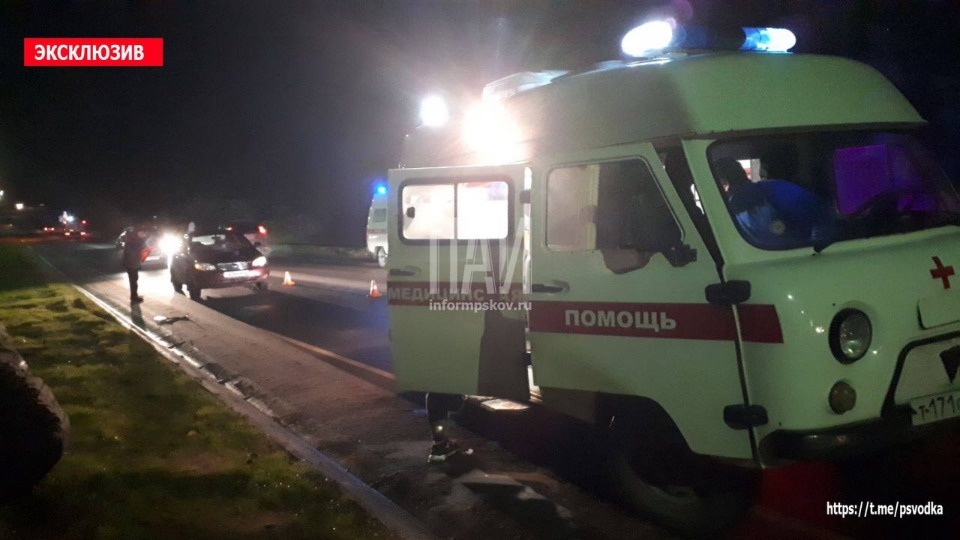 Пенсионер сбил пешехода в Печорах Пенсионер сбил пешехода в Печорах