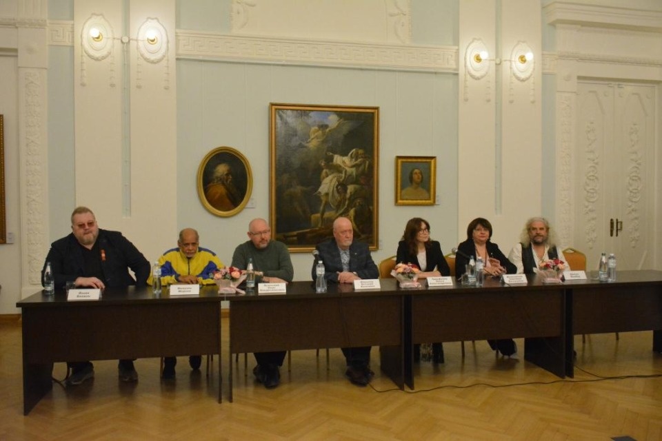 Международный фестиваль «На том стоим» стартовал в Псковской области Международный фестиваль «На том стоим» стартовал в Псковской области