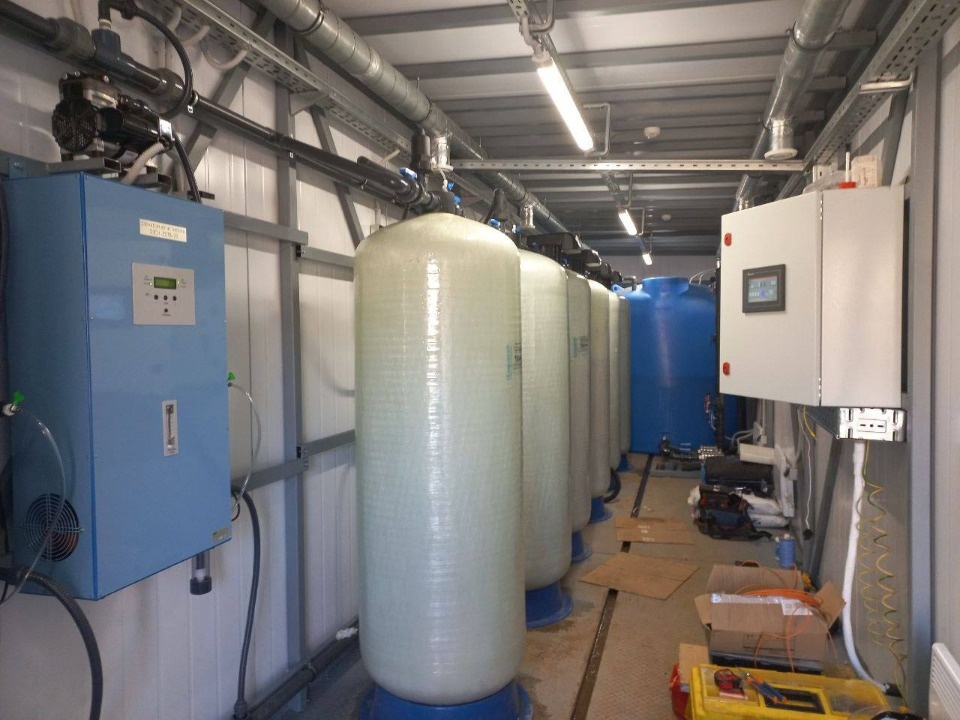 Две станции водоподготовки ввели в эксплуатацию в Великолукском районе