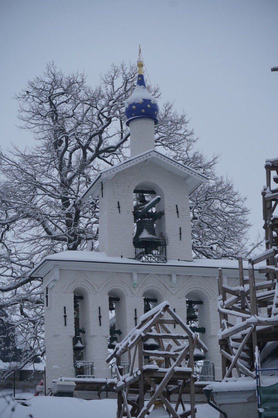 В Печорах завершается реставрация внутренней части и фасадов Большой звонницы