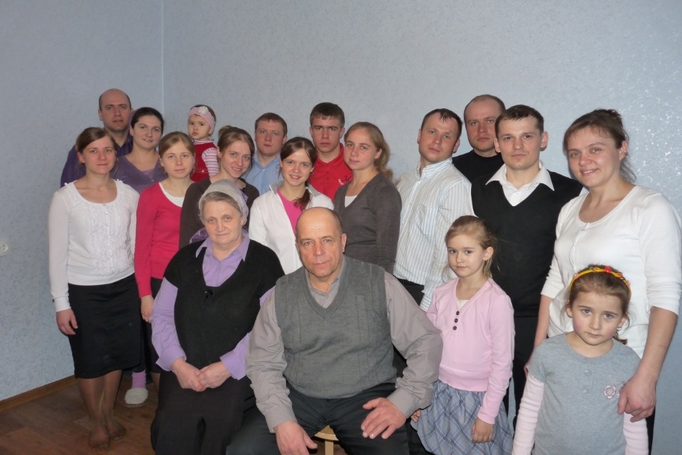 Владимир Путин присвоил псковичке звание «Мать-героиня» Владимир Путин присвоил псковичке звание «Мать-героиня»