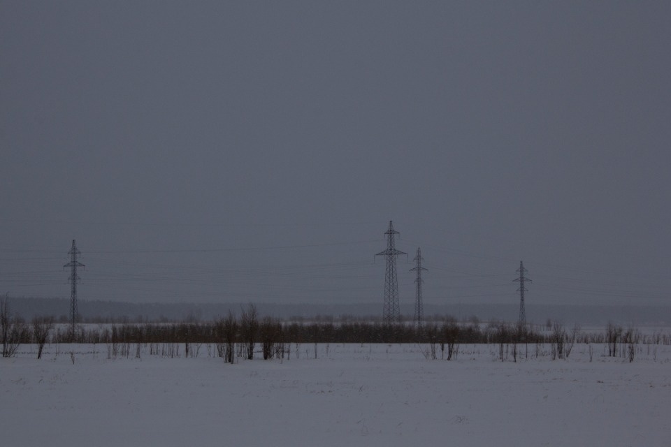 2,3 тысячи километров ЛЭП восстановили в Псковской области за сутки