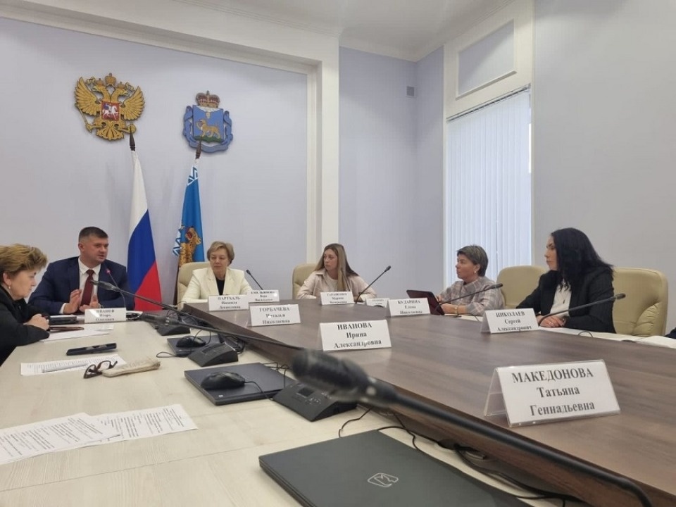 Снятие моратория на проверки обсудили профсоюзы на трехсторонней комиссии 