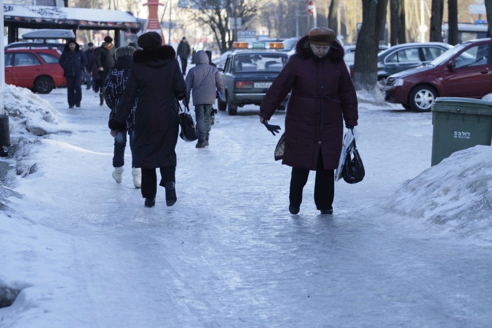 671 человек обратились в травмпункт в Псковской области с начала декабря