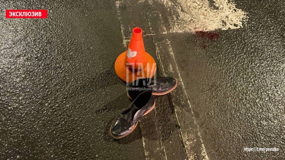 Во время драки двое мужчин попали под колеса внедорожника в Пскове