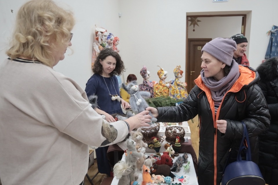 Глаз не оторвать Глаз не оторвать