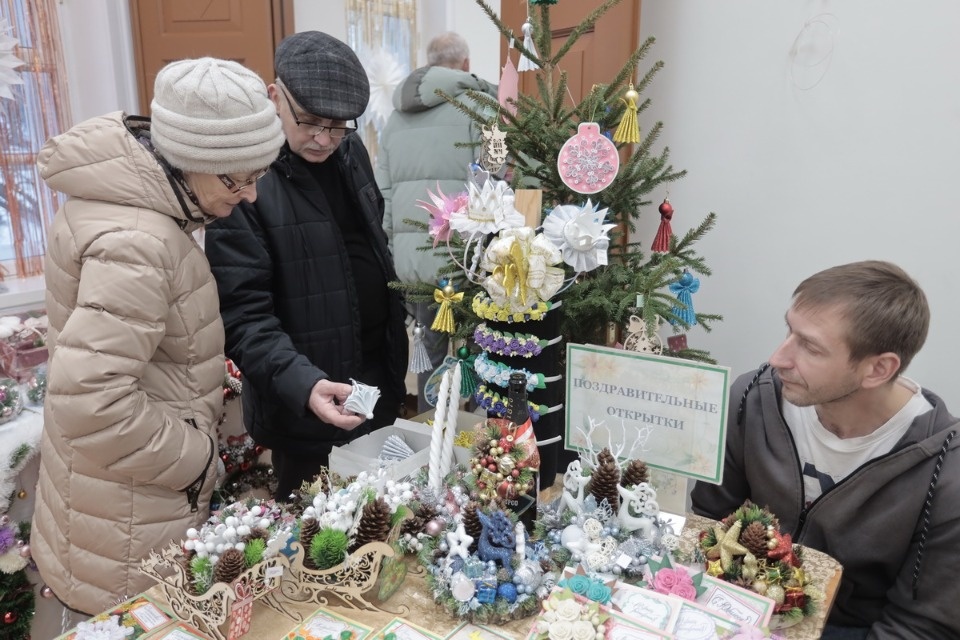 Глаз не оторвать Глаз не оторвать