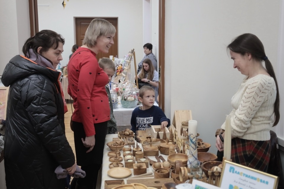 Глаз не оторвать Глаз не оторвать