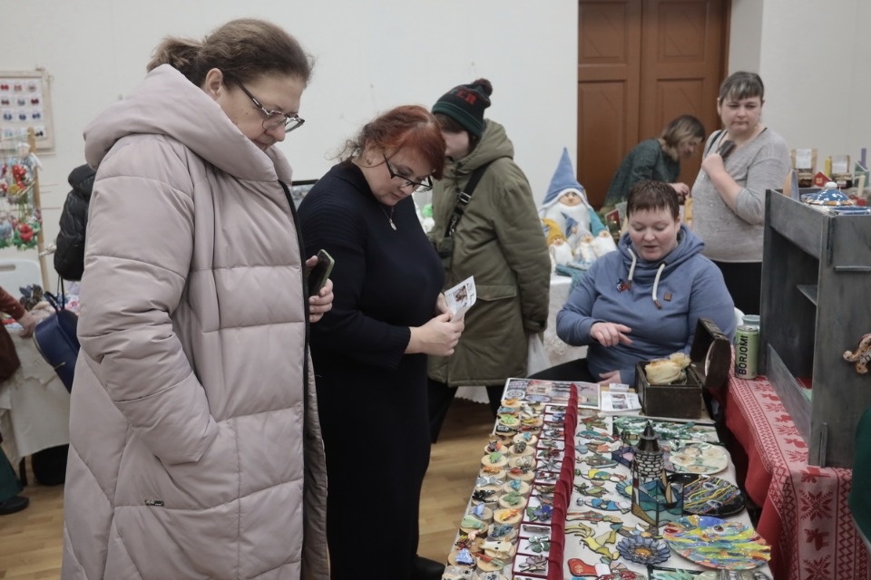 Глаз не оторвать Глаз не оторвать