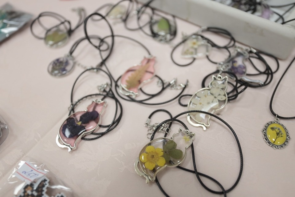 Глаз не оторвать Глаз не оторвать