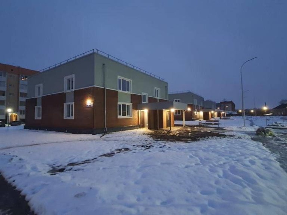 Ключи от новых квартир в домах в Любятово в Пскове вручат детям-сиротам после новогодних праздников