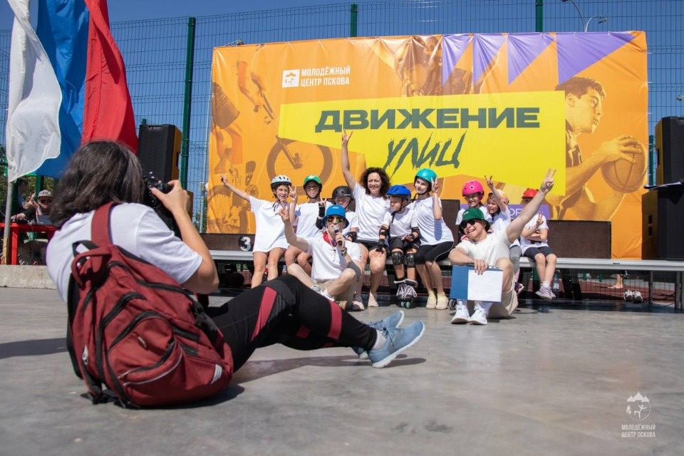 Борис Елкин подвел итоги 2023 года в сфере молодежной политики Пскова 