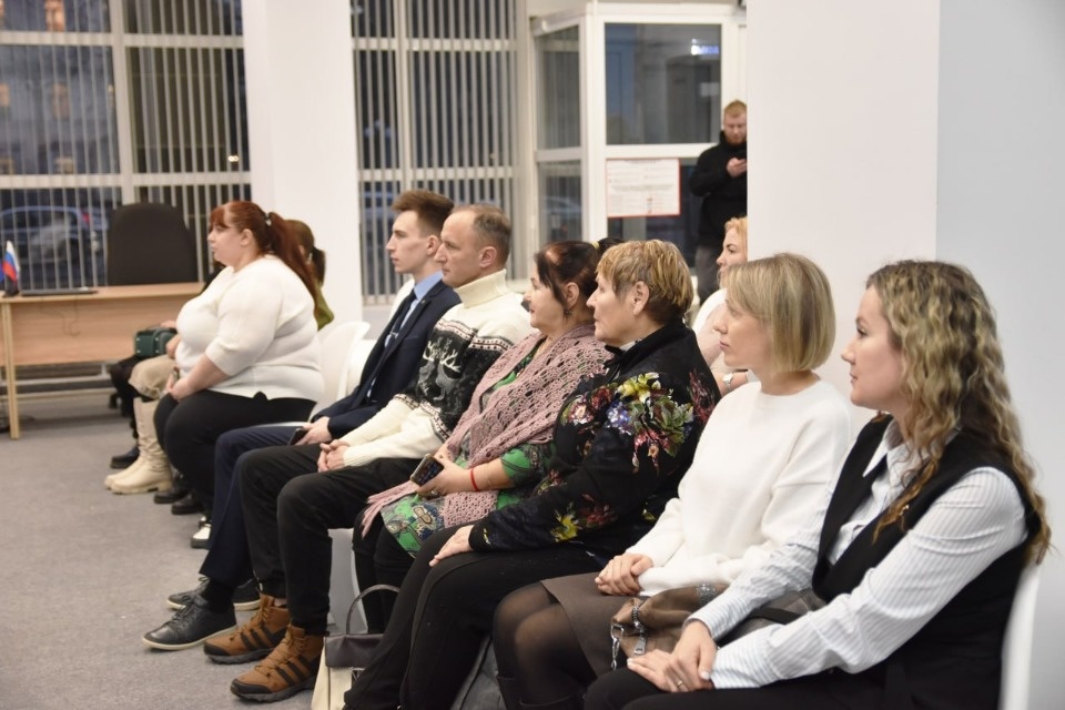 Деятельность волонтеров обсудили в штабе общественной поддержки в Пскове