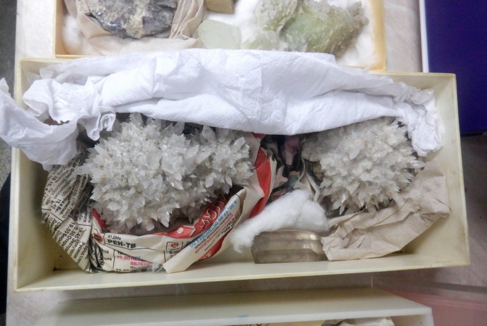 Житель Германии пытался незаконно вывезти через псковскую госграницу коллекцию минералов