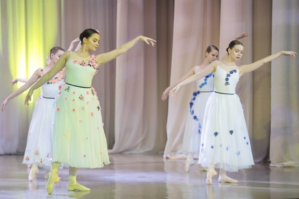 Псковский «Щелкунчик» Псковский «Щелкунчик»