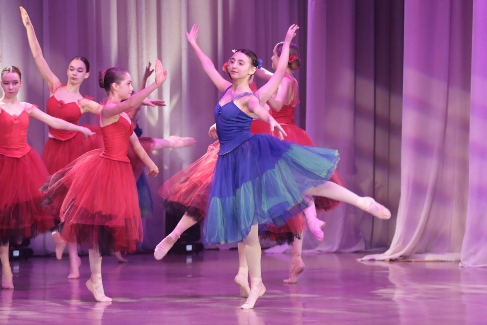 Псковский «Щелкунчик» Псковский «Щелкунчик»