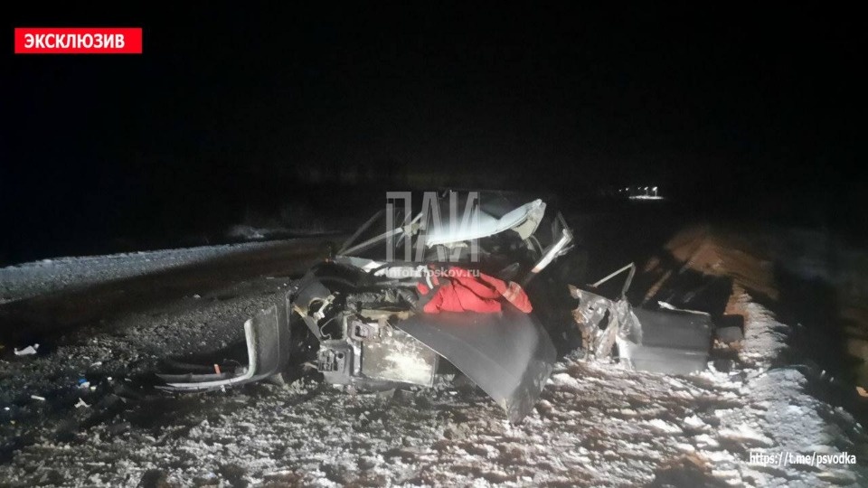 Водитель легковушки погиб в результате ДТП с автобусов в Палкинском районе