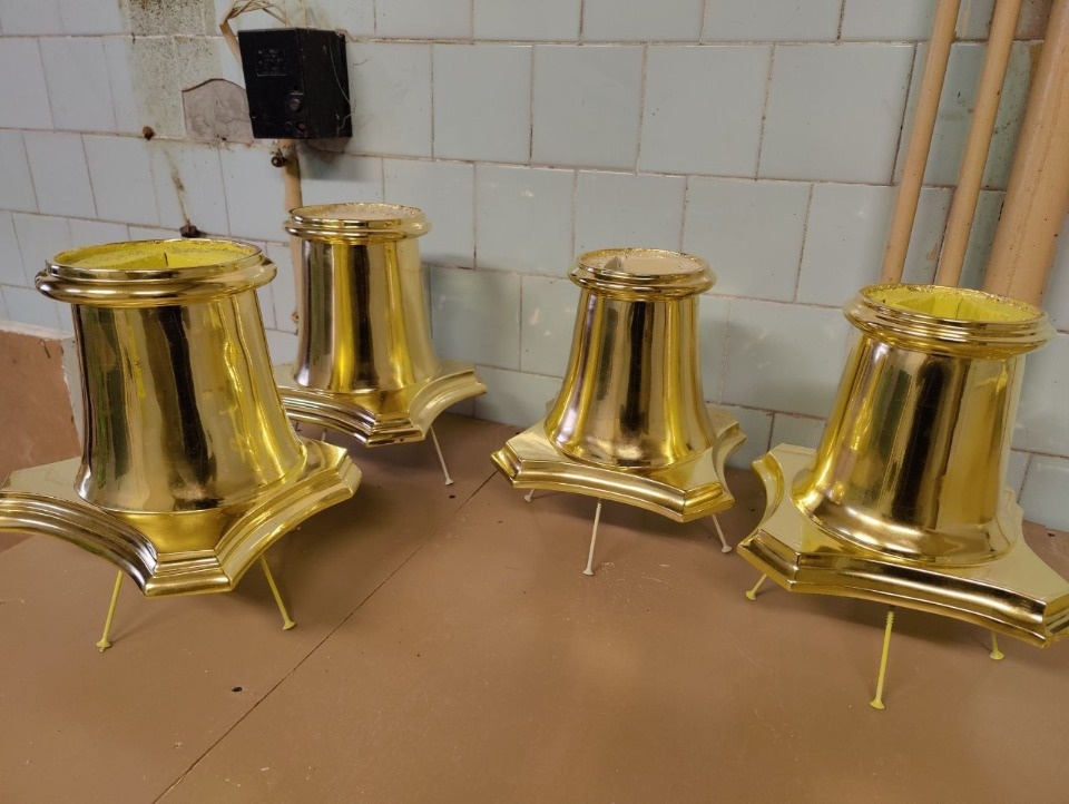 В Печорах продолжается реставрация иконостаса церкви Сорока Мучеников