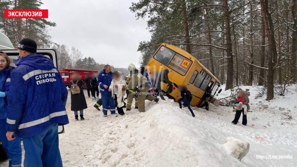 Пострадавшие в ДТП в Пушкиногорском районе школьники ехали на «Поезд Победы»