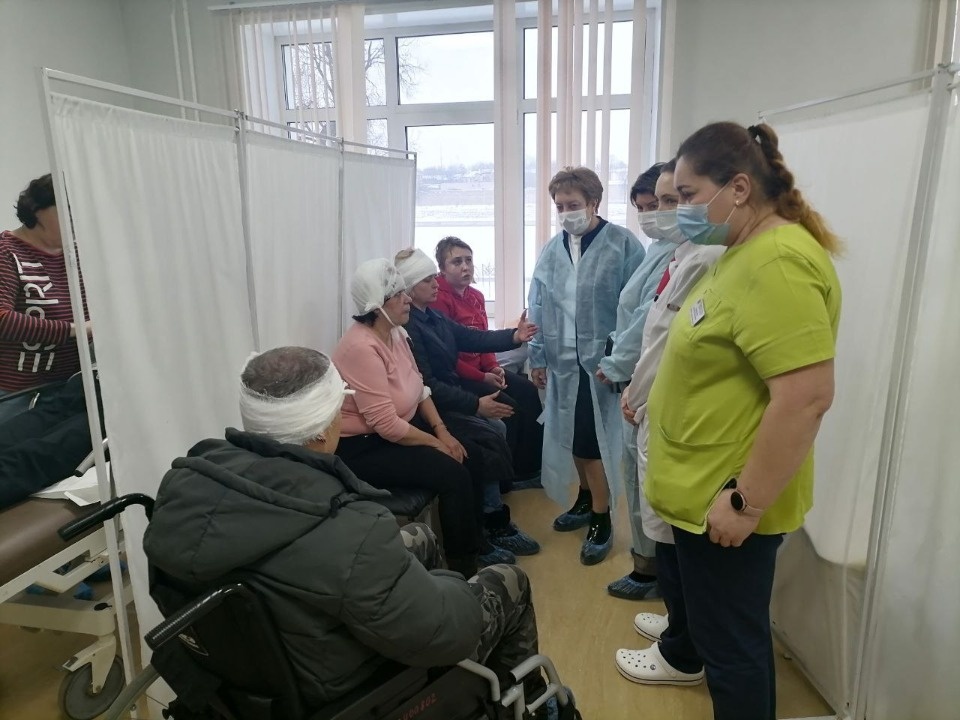 Двух пострадавших в ДТП в Пушкиногорском районе школьников прооперировали