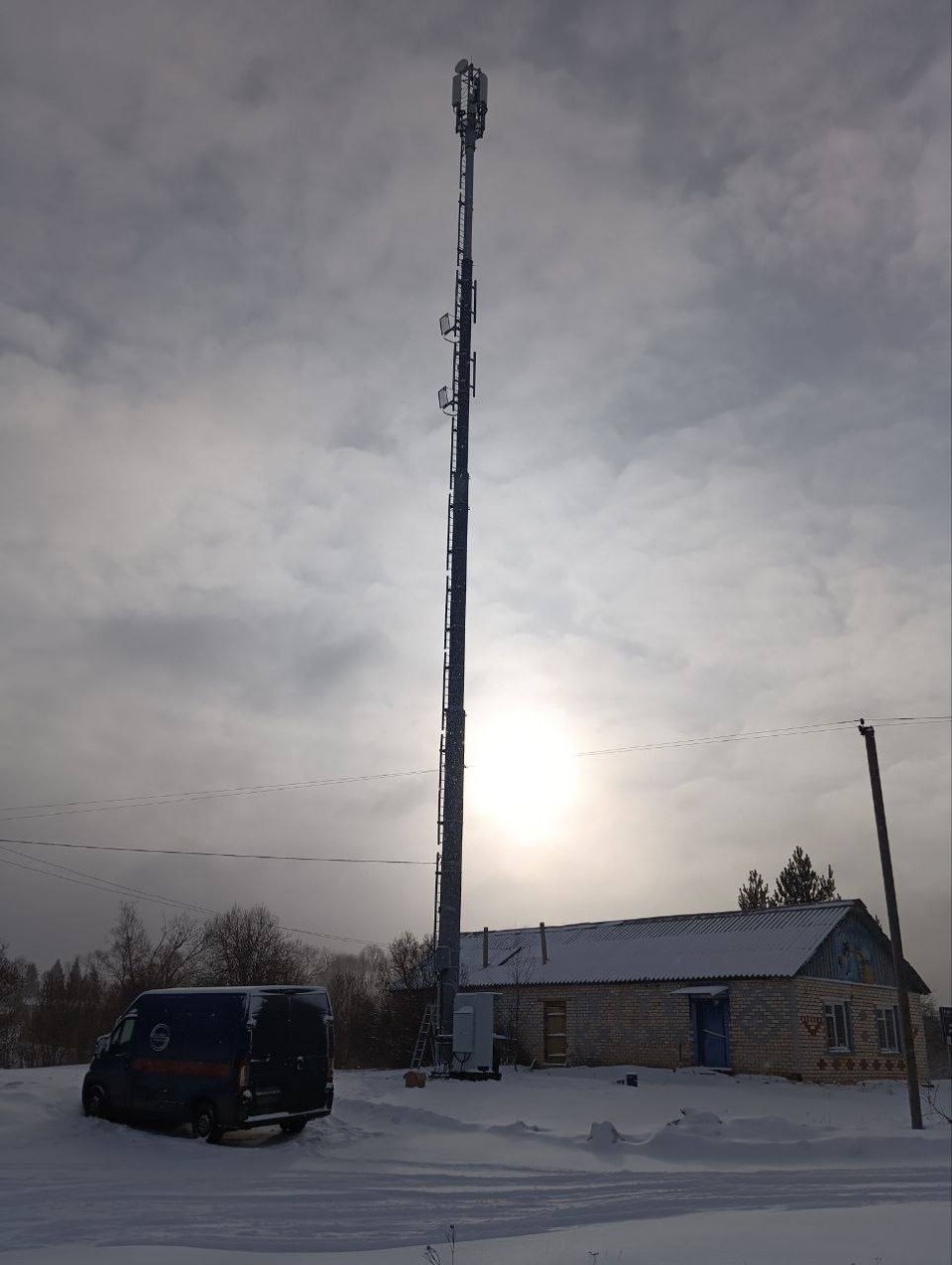 Две новые сотовые вышки заработали в Бежаницком районе