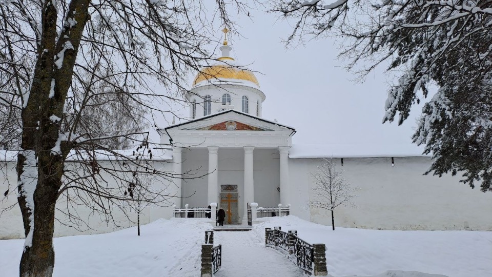 Три территории и шесть участков выделены для туробъектов у памятников в Псковской области
