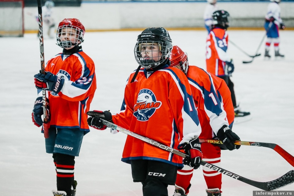 «Титан-Полимер» стал официальным партнёром детской хоккейной команды в Пскове