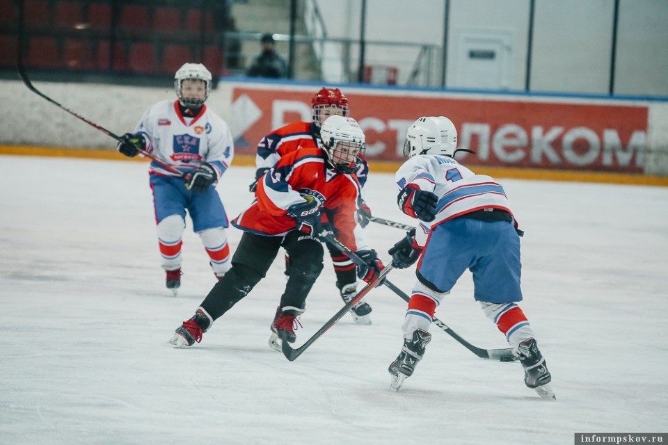 «Титан-Полимер» стал официальным партнёром детской хоккейной команды в Пскове
