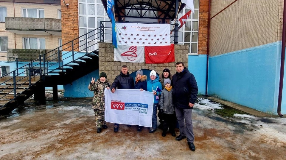 Первое место по подледной рыбной ловле среди женских команд за  Псковским облсовпрофом