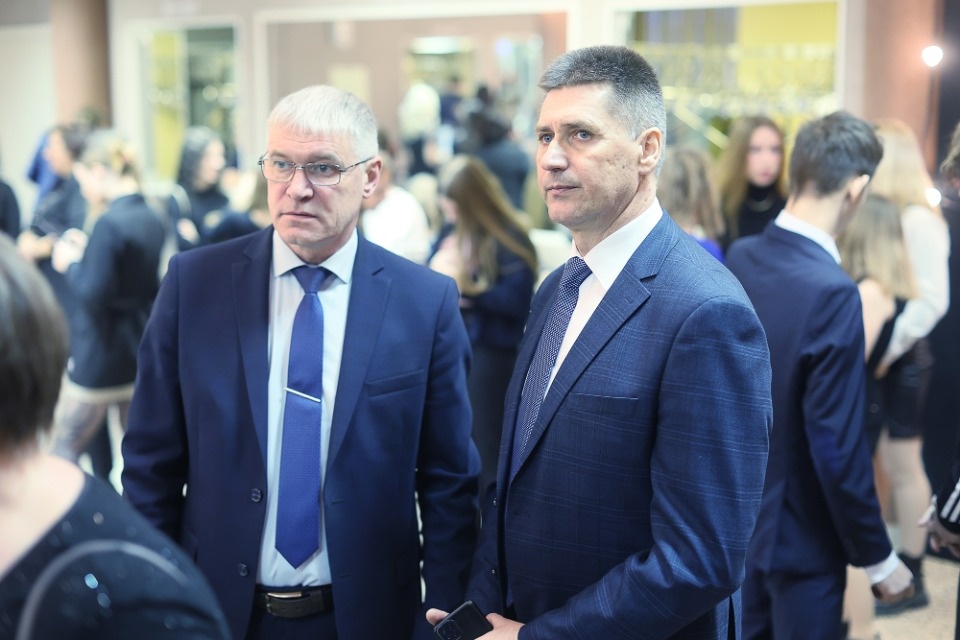 «Землячество никто не отменял»