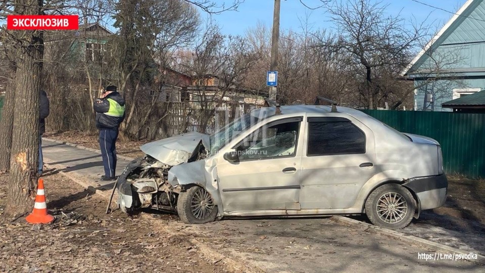  Двух человек госпитализировали в результате ДТП в Пскове 