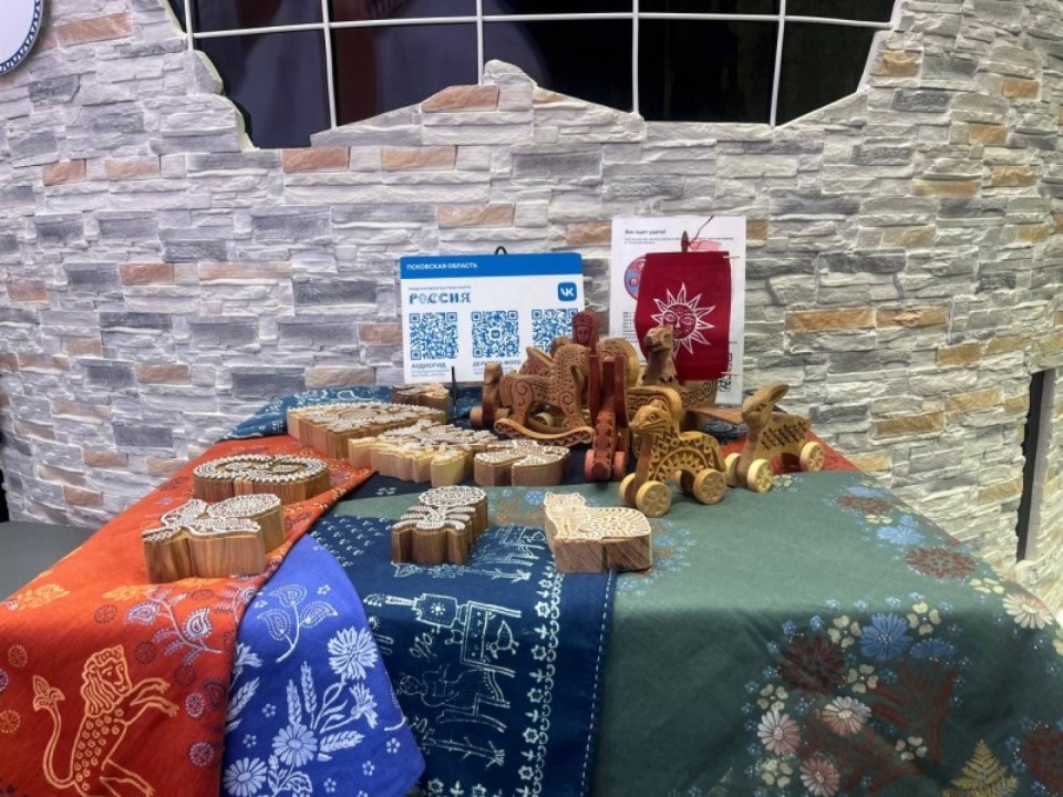 Псковские предпринимательницы выступают на выставке «Россия» 5 марта