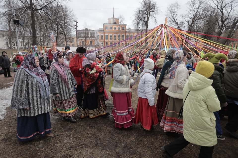 «Масленичный разгуляй» «Масленичный разгуляй»