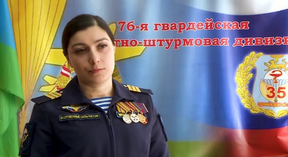 Михаил Ведерников рассказал о служащей по контракту операционной медсестре