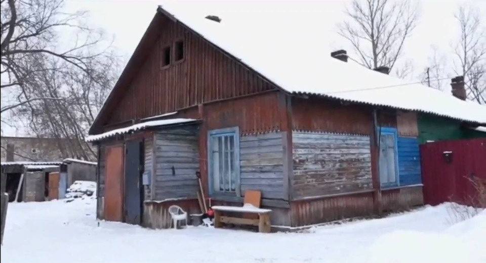 Следователи проводят проверку по факту нарушения прав жильцов трех аварийных домов в Великих Луках